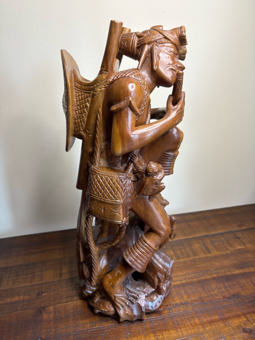 Vintage Folk Art Hand- Carved Wood Sculpture Depicting A Tribal Man - Picture 7 of 16